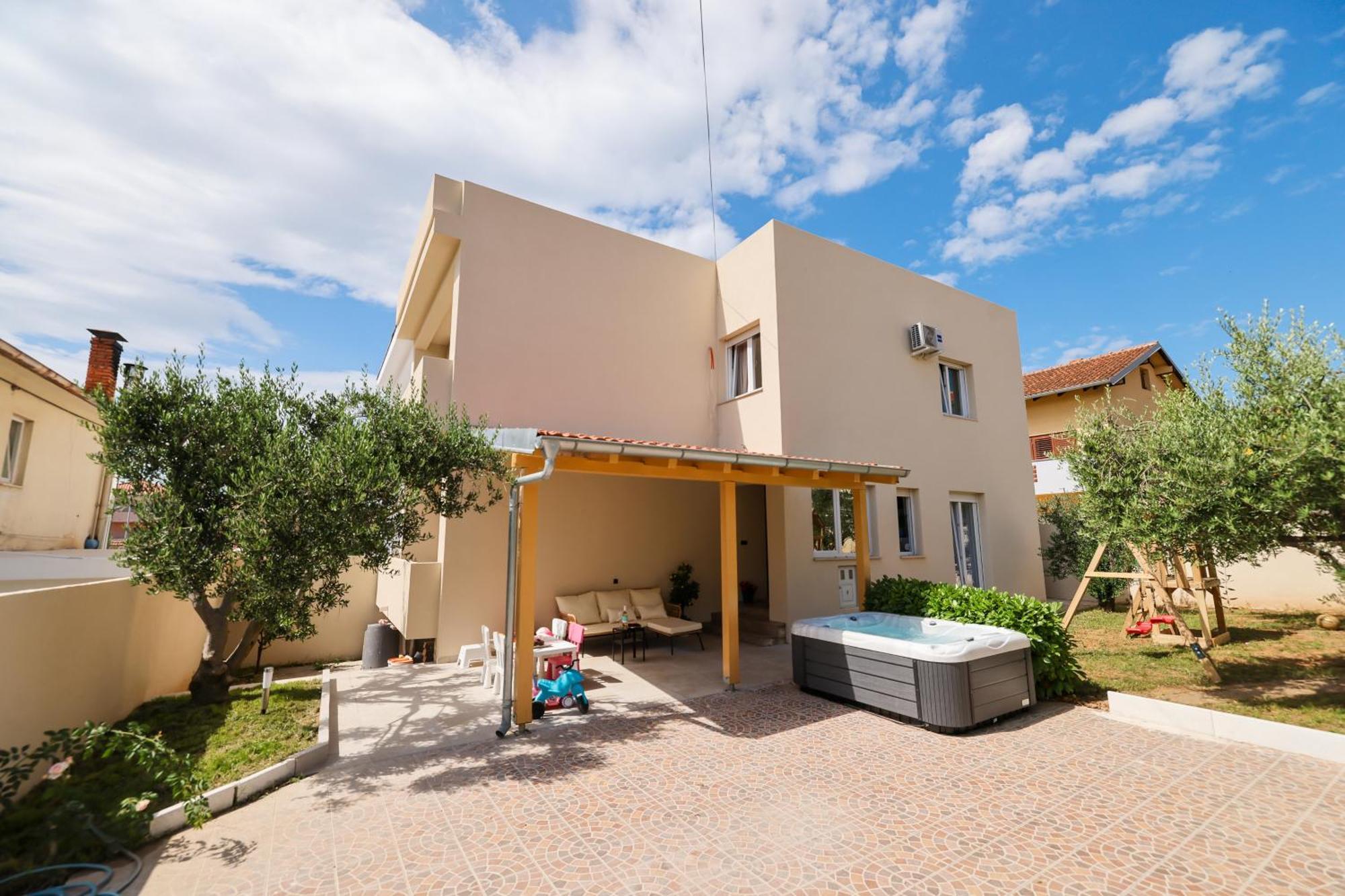 Brodarica Villa Zadar